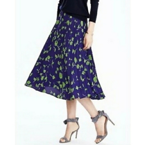 Banana Republic Button Front Pleated Leaf Print Midi Skirt Blue Green Sz 6 - Picture 5 of 5